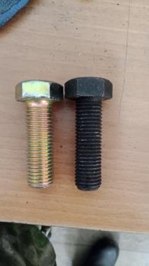 Болт (М20х2,5х65) 4900606; 01010-32065; 01010-52065 (Liebherr PR734, Komatsu)