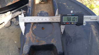 Колесо направляющее 81E6-2004 Hyundai R130LC фото 1