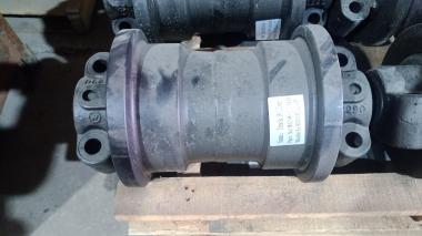 Каток опорный (330*114*М21) (М20х2,5х90) Hyundai R290LC-9-R320LC-7 81N8-11010