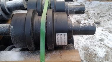 Каток поддерживающий (без опоры, вал 55мм) (Doosan DX340LC) 270-00047