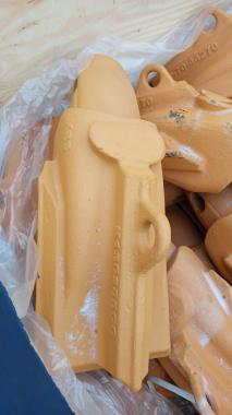 Адаптер K130385CC / 209-70-44270 угловой, система Hensley KMax